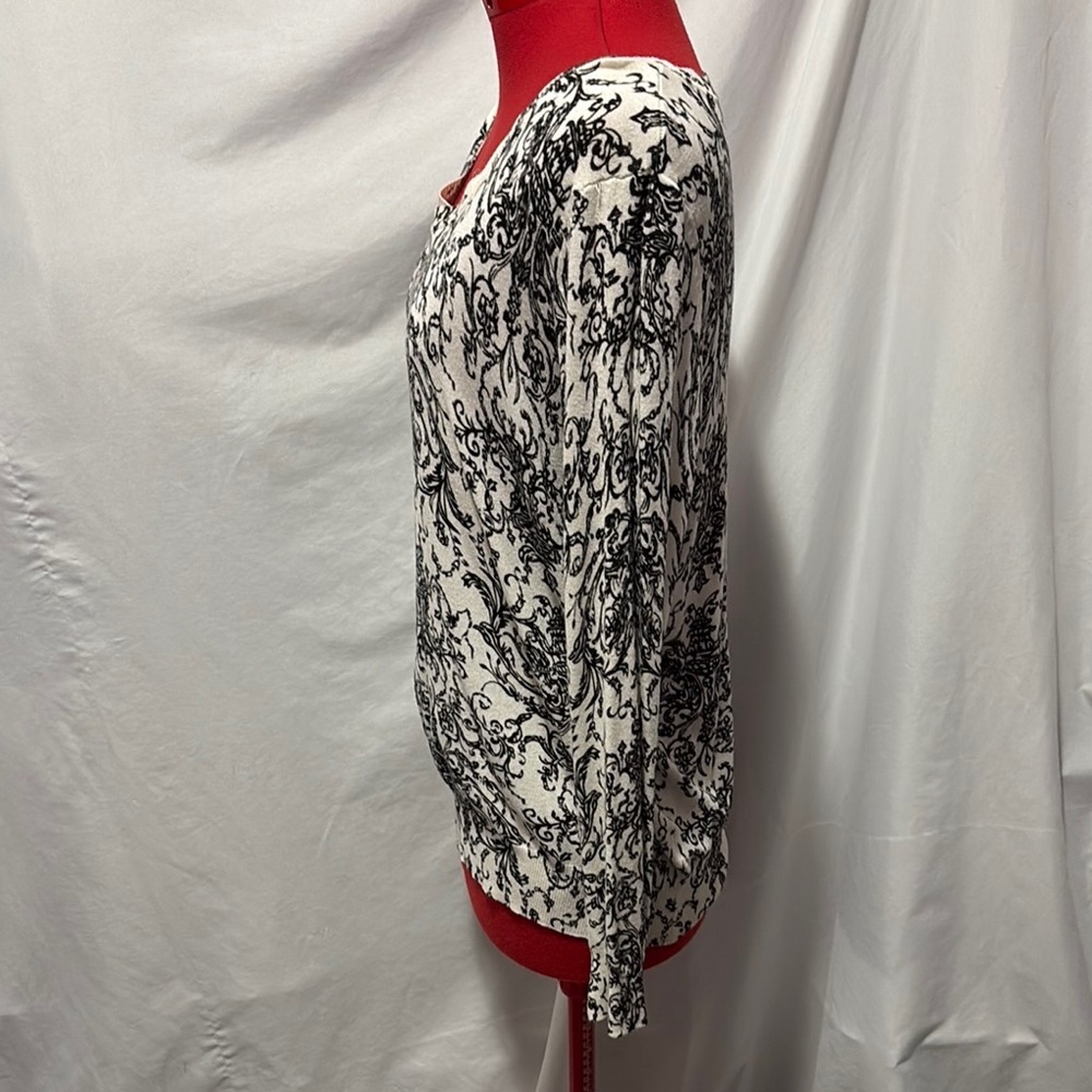 Chic Black and White Patterned Blouse MM337 - Picture 4 of 6